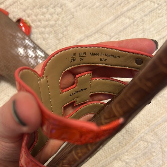 Sam Edelman Bay Slide Sandals - Picture 3 of 5